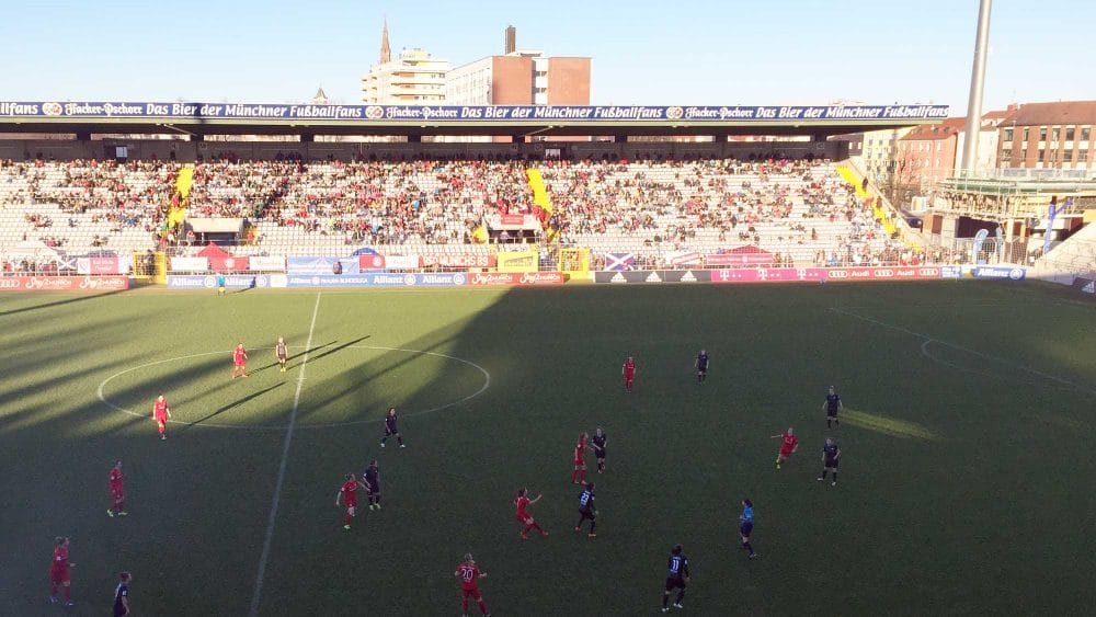 FC Bayern München Frauen - SGS Essen, 2:1, Grünwalder Stadion