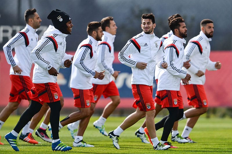 Benfica beim Abschlusstraining.(Foto: PATRICIA DE MELO MOREIRA / AFP / Getty Images)