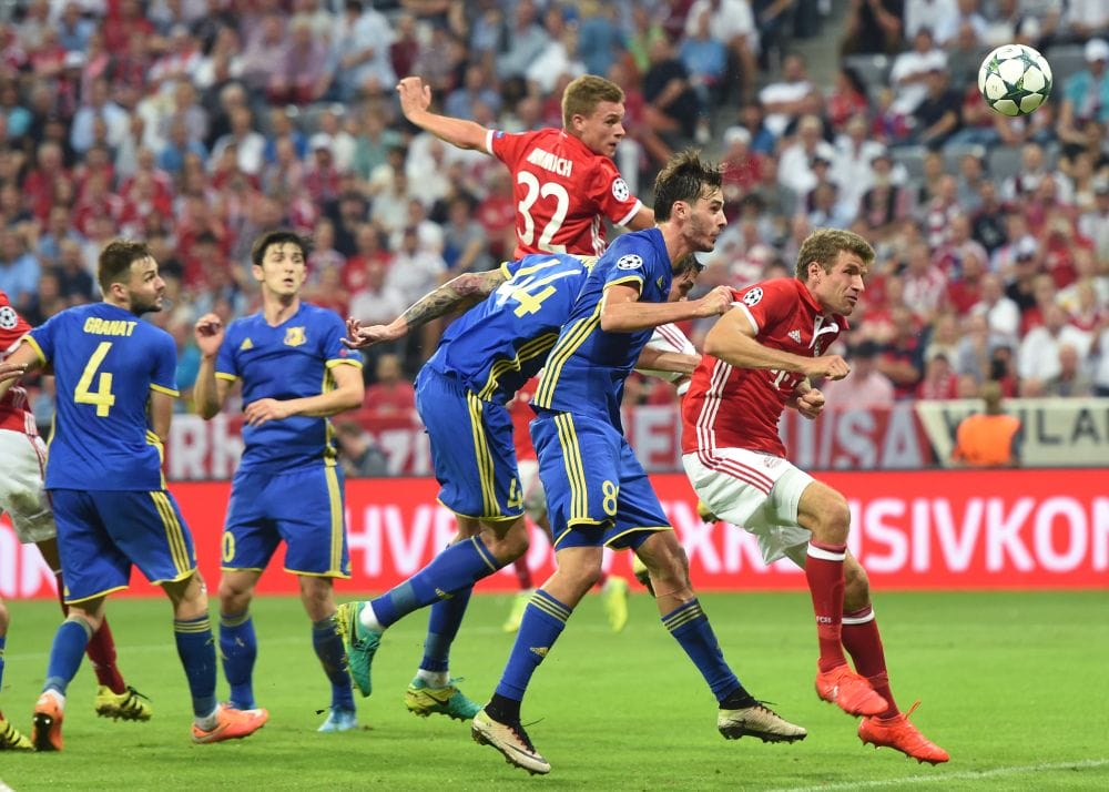 Kopfballungeheuer Kimmich auf Torejagd (Foto: CHRISTOF STACHE/AFP/Getty Images)