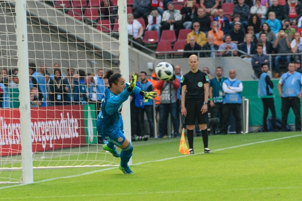 Manuela Zinsberger – FC Bayern München © Sven Beyrich