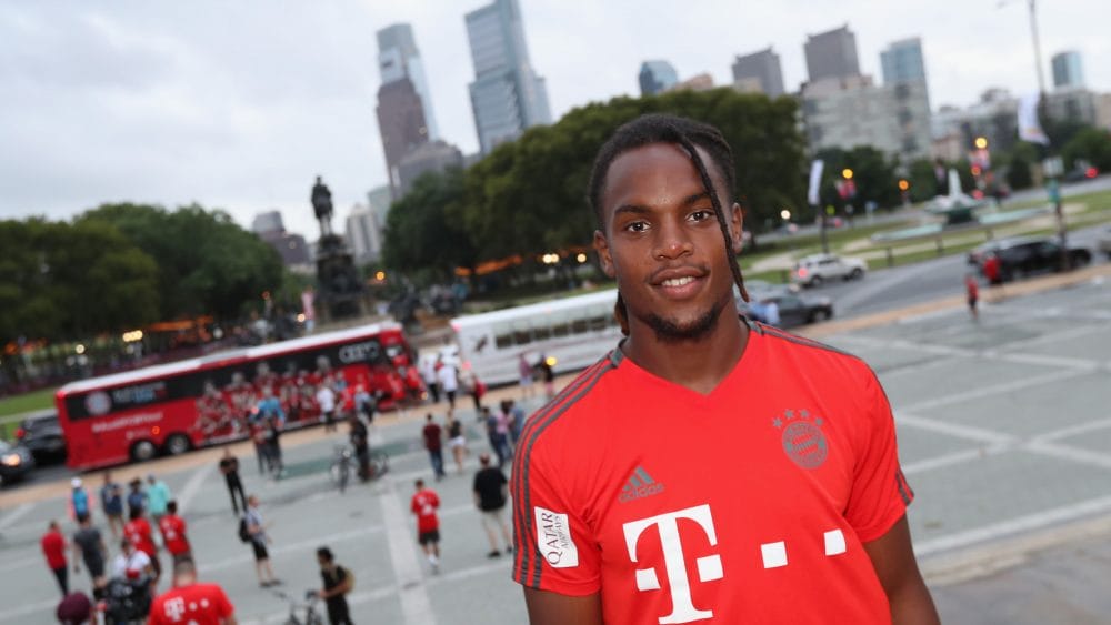 PHILADELPHIA, PA - JULY 24: Renato Sanches of FC Bayern Muenchen poses in front of the Philadelphia skyline at the Philadelphia Museum of Art on the second day of the FC Bayern AUDI Summer tour 2018 on July 24, 2018 in Philadelphia, Pennsylvania. (Photo by Alexandra Beier/Bongarts/Getty Images)