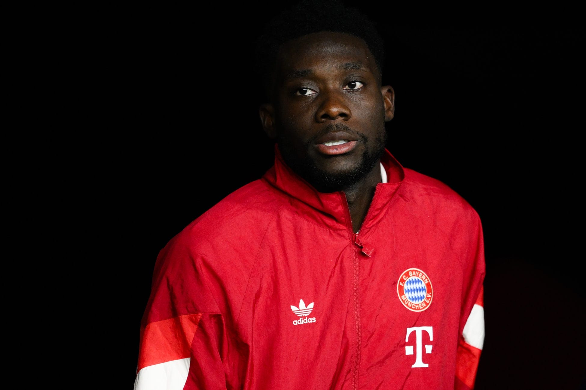 Verlängert Alphonso Davies beim FC Bayern München?