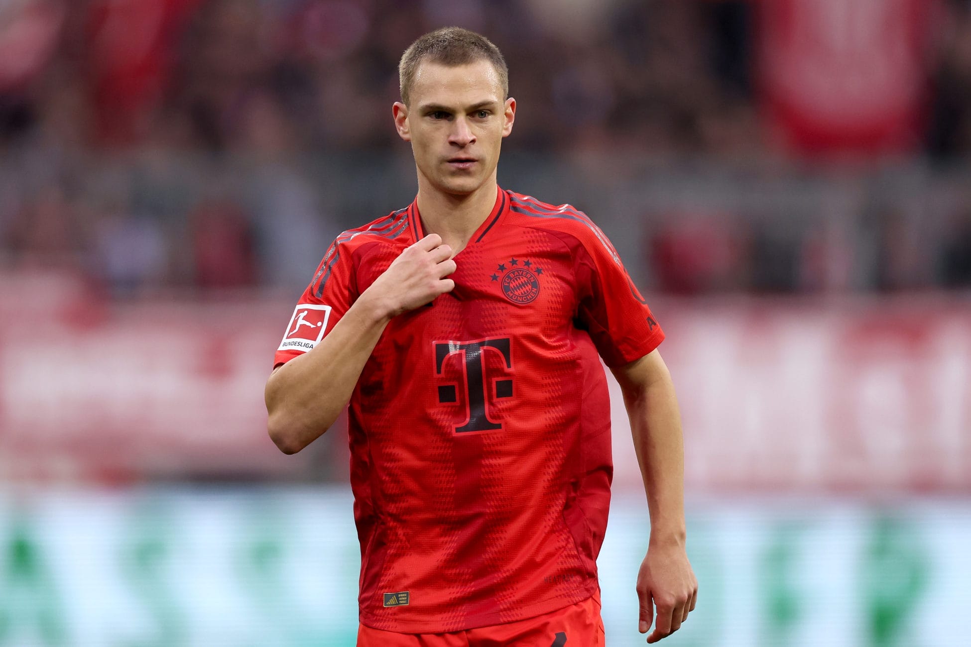 Joshua Kimmich spricht über eine mögliche Verlängerung beim FC Bayern.