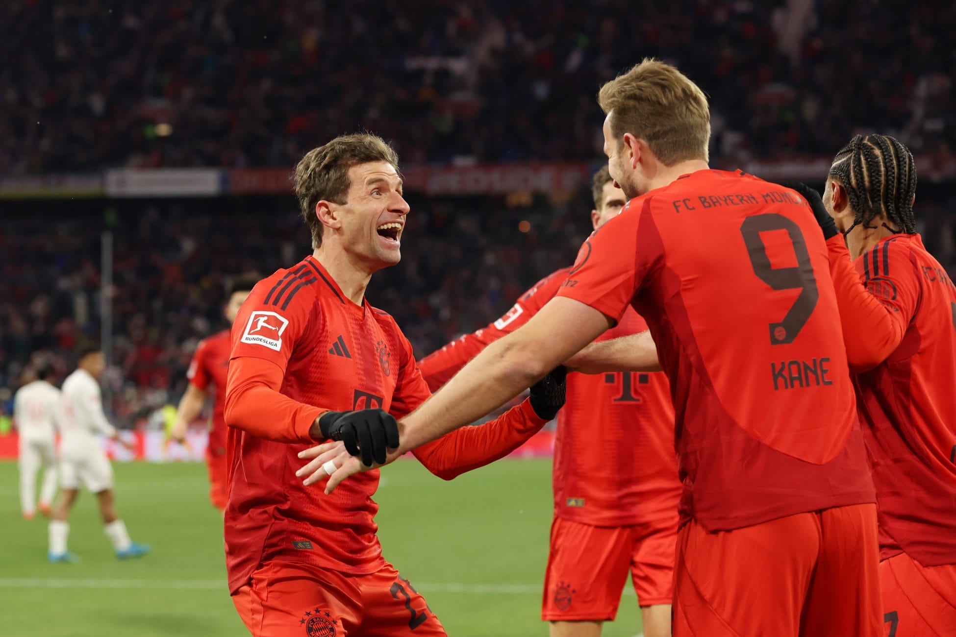 Thomas Müller und Harry Kane (FC Bayern München)